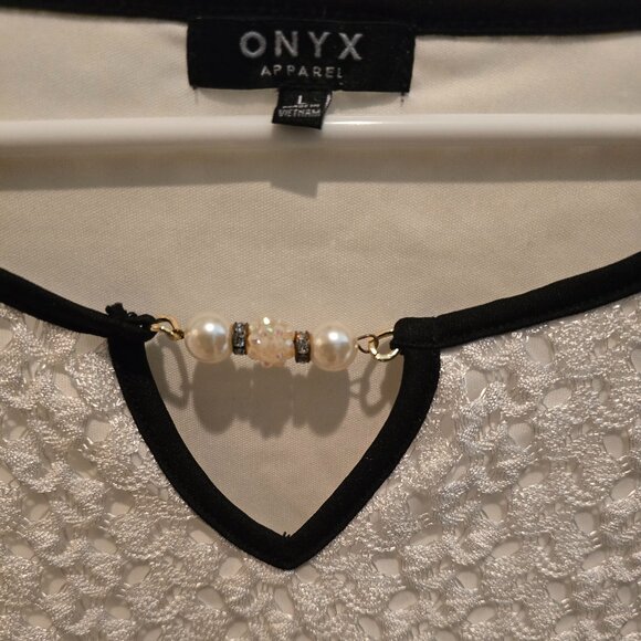 Onyx Apparel Blouse Shirt Top Crochet Cream and Black Bell Sleeve Size L - Picture 7 of 10